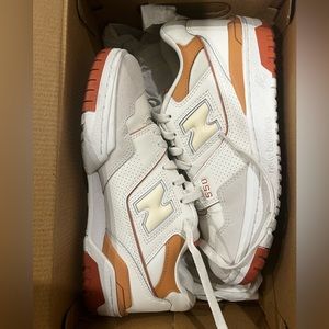 New Balance 550